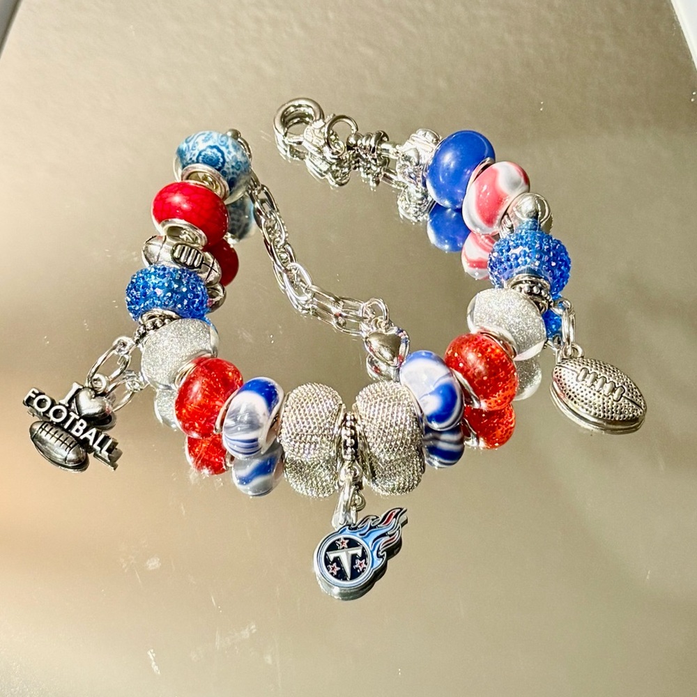 Tennessee Titans Charm Bracelet NFL